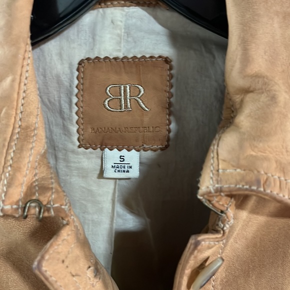 Banana Republic Cropped Leather Jacket - Picture 3 of 4